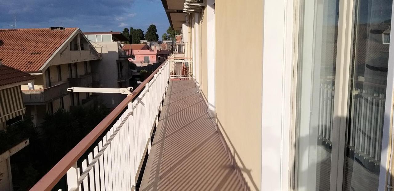 Sebastian House Casa Vacanze Giardini Naxos Exterior photo